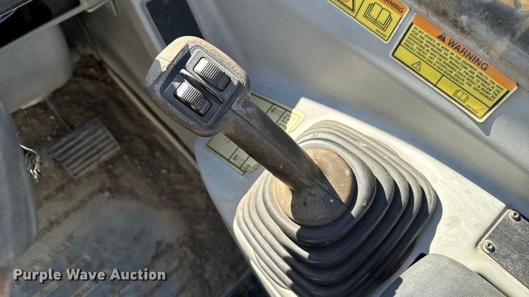 image for item EA2058 2005 Caterpillar TH360B telehandler