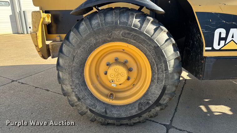 image for item EA2058 2005 Caterpillar TH360B telehandler