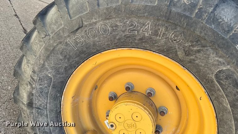 image for item EA2058 2005 Caterpillar TH360B telehandler