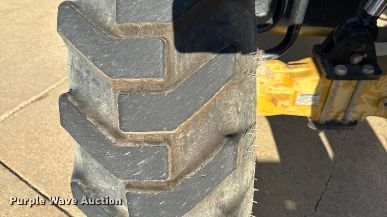 image for item EA2058 2005 Caterpillar TH360B telehandler