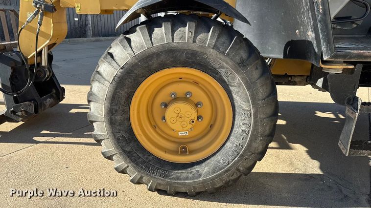 image for item EA2058 2005 Caterpillar TH360B telehandler