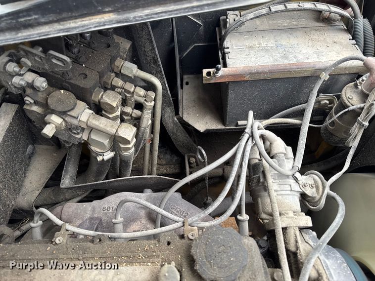 image for item EA2094 Yale GP050RFNUAE084 forklift