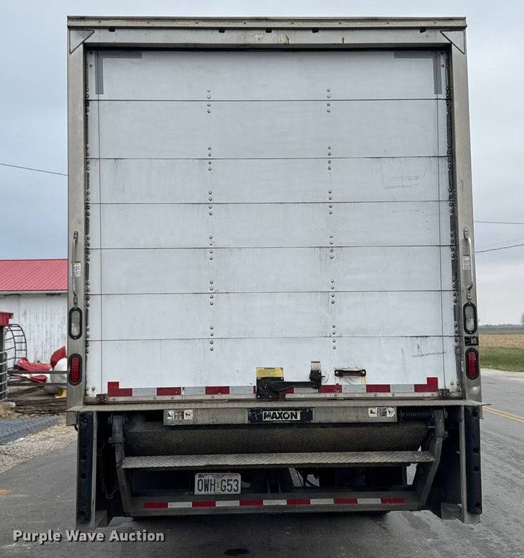 image for item EA2101 2016 Freightliner M2 box truck