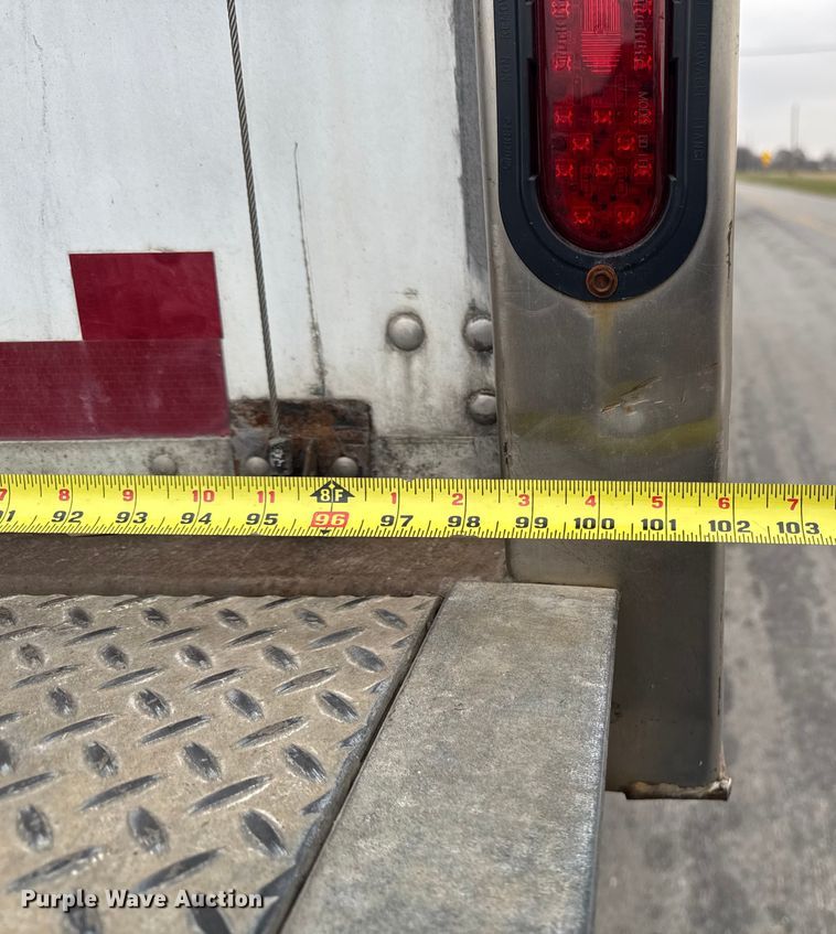 image for item EA2101 2016 Freightliner M2 box truck