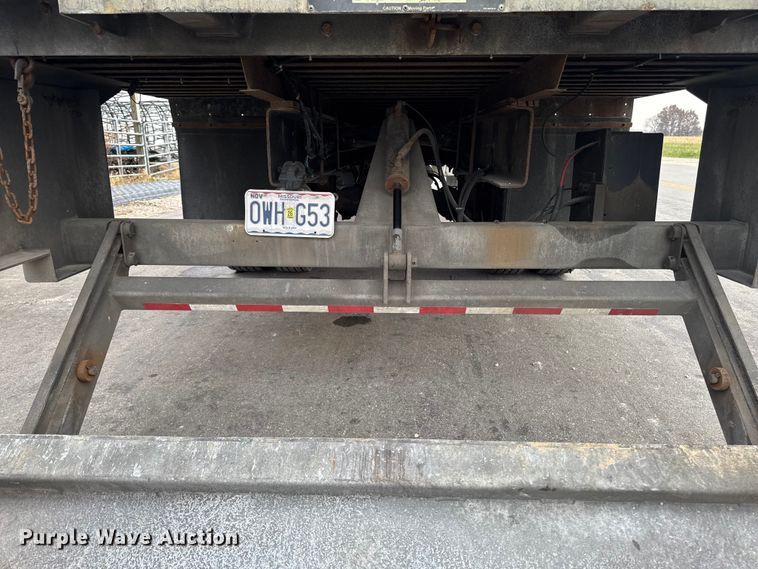 image for item EA2101 2016 Freightliner M2 box truck