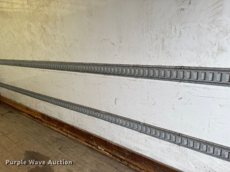 image for item EA2101 2016 Freightliner M2 box truck