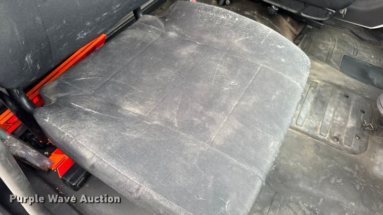 image for item EA2101 2016 Freightliner M2 box truck