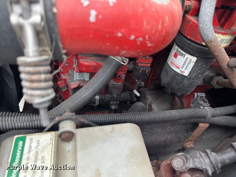 image for item EA2101 2016 Freightliner M2 box truck