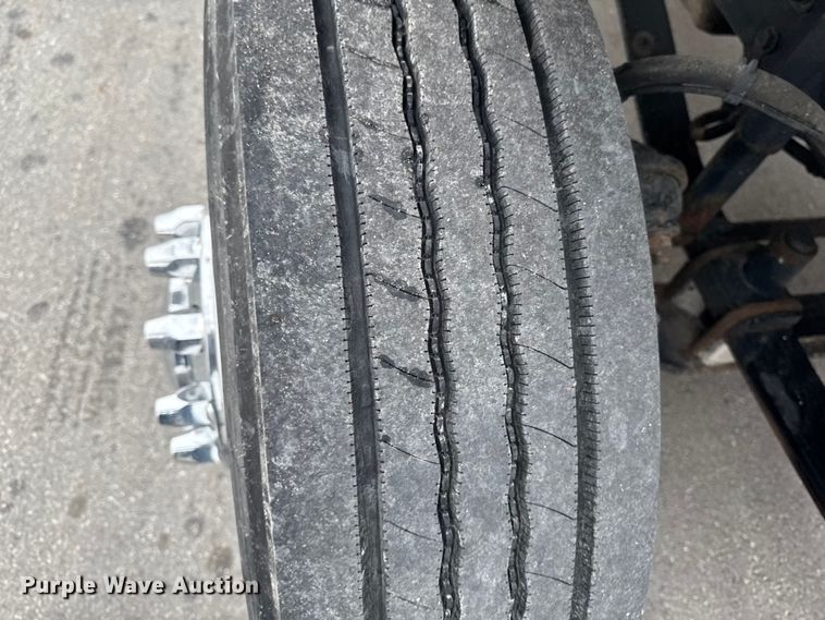 image for item EA2101 2016 Freightliner M2 box truck