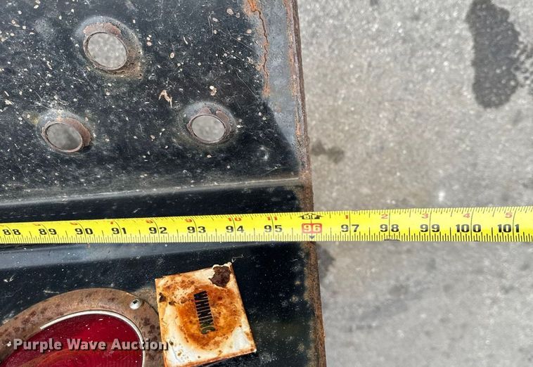 image for item EA2104 2008 Chevrolet Express 3500 box truck