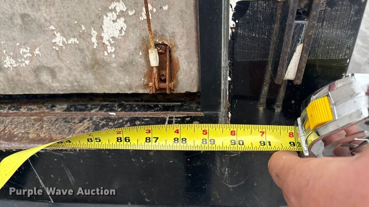 image for item EA2104 2008 Chevrolet Express 3500 box truck