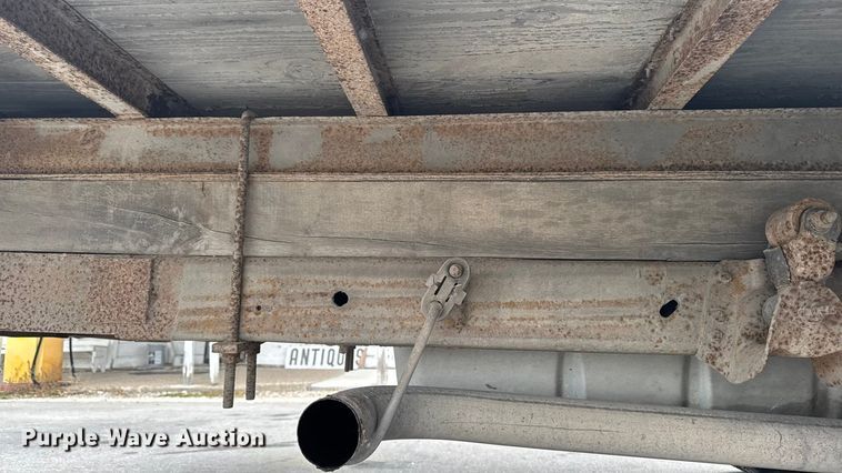 image for item EA2104 2008 Chevrolet Express 3500 box truck