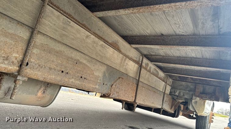 image for item EA2104 2008 Chevrolet Express 3500 box truck