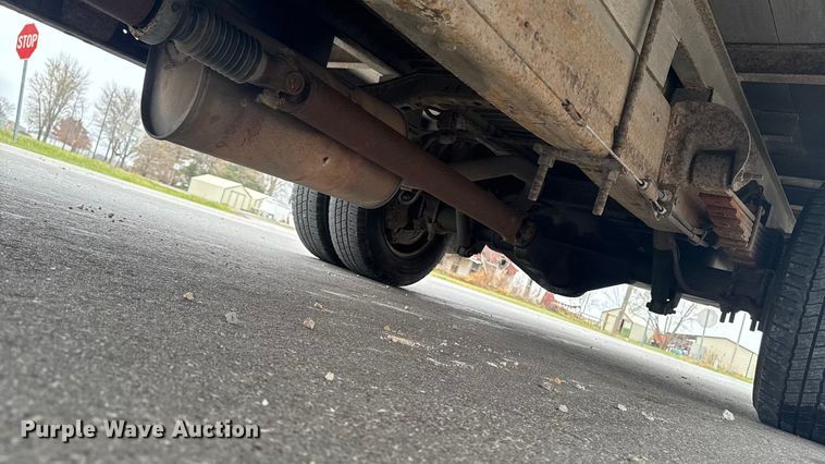 image for item EA2104 2008 Chevrolet Express 3500 box truck