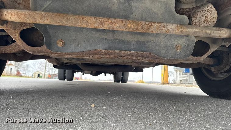 image for item EA2104 2008 Chevrolet Express 3500 box truck