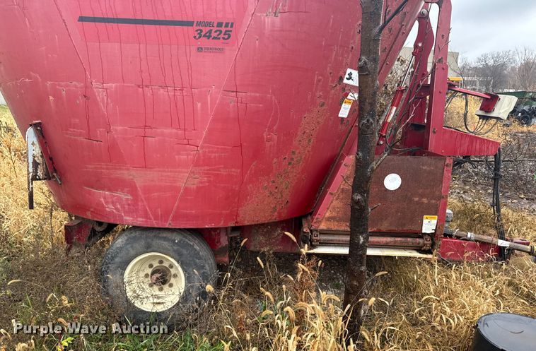 image for item EA2126 Jaylor 3425 bale processor