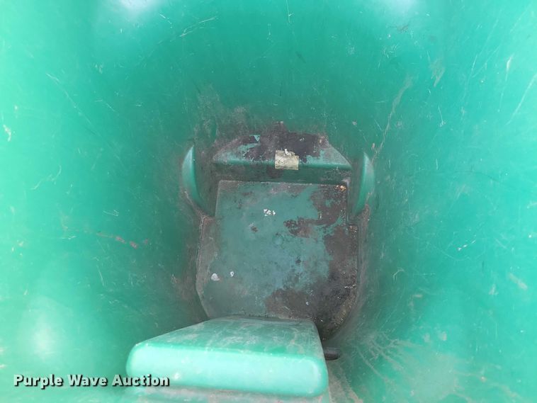 image for item EA2758 (75) trash bins