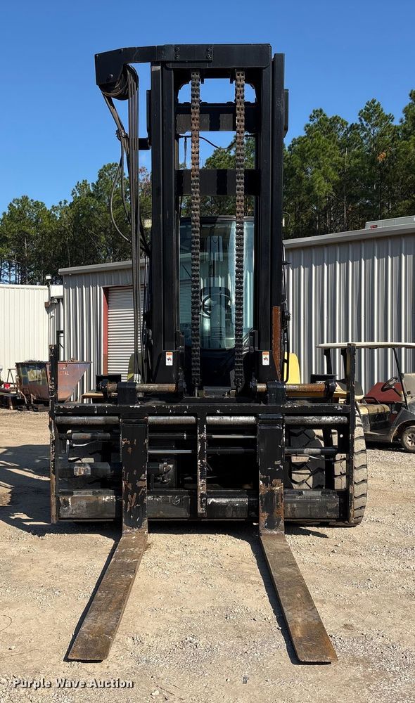 image for item EA7037 2010 Hyster H360HD forklift