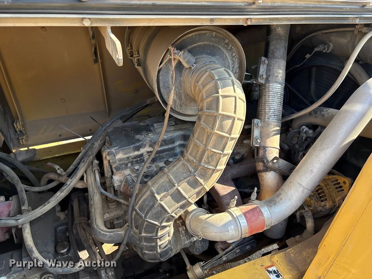 image for item EA7037 2010 Hyster H360HD forklift