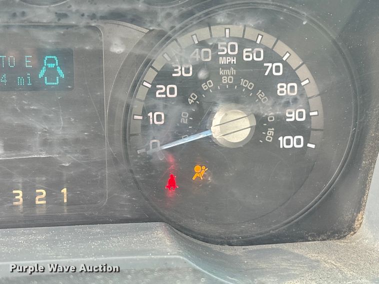 image for item EA7119 2011 Ford F450 Super Duty bucket truck