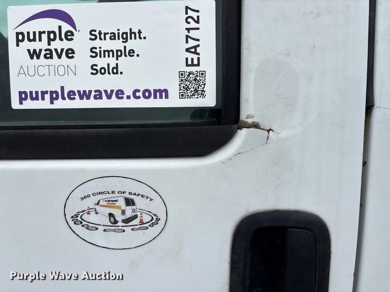 image for item EA7127 2014 Chevrolet Express 3500 van