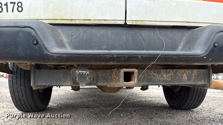 image for item EA7127 2014 Chevrolet Express 3500 van