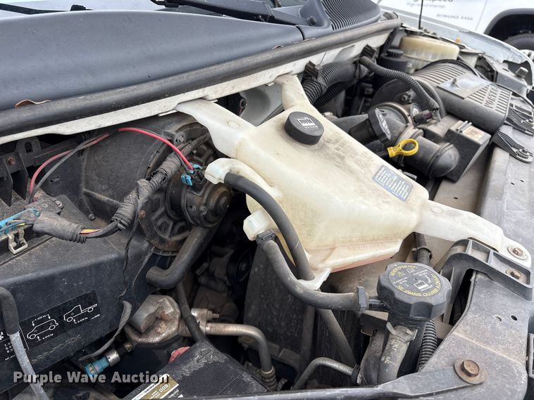 image for item EA7127 2014 Chevrolet Express 3500 van