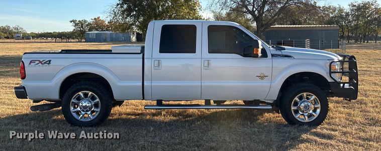 image for item EA7740 2015 Ford F250 Super Duty Crew Cab pickup truck