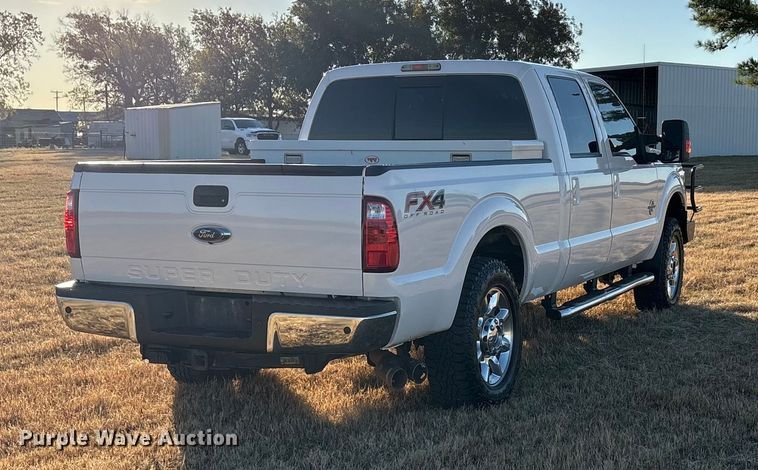 image for item EA7740 2015 Ford F250 Super Duty Crew Cab pickup truck