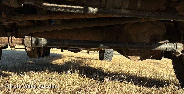 image for item EA7740 2015 Ford F250 Super Duty Crew Cab pickup truck