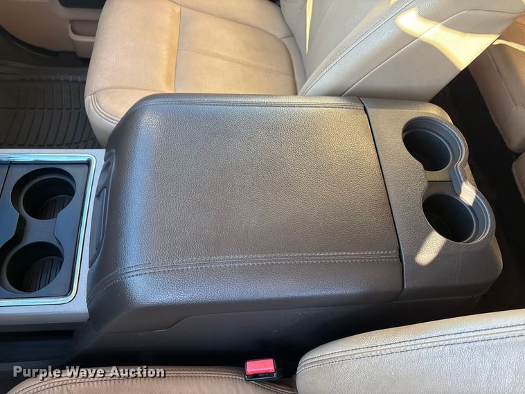 image for item EA7740 2015 Ford F250 Super Duty Crew Cab pickup truck