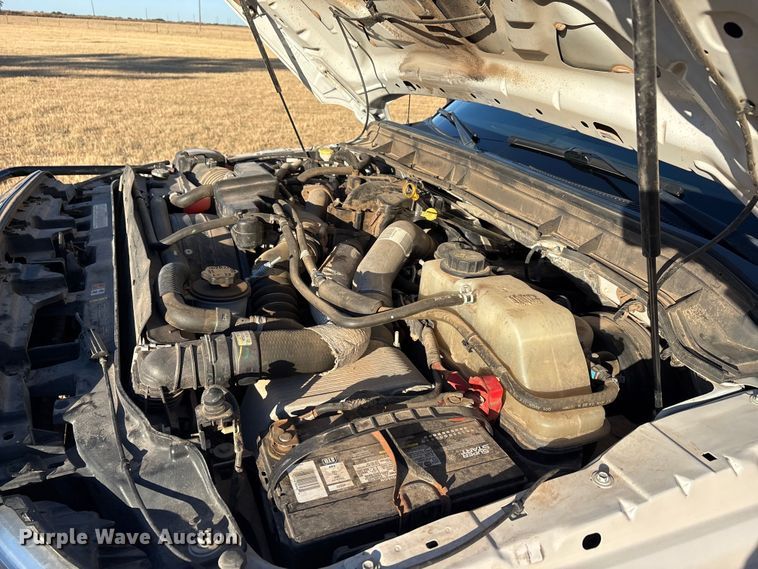 image for item EA7740 2015 Ford F250 Super Duty Crew Cab pickup truck