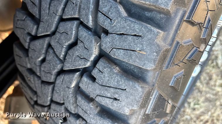 image for item EA7740 2015 Ford F250 Super Duty Crew Cab pickup truck