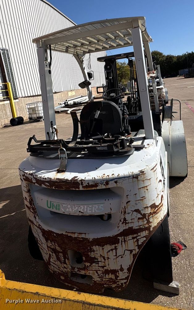 image for item EA7742 2015 Nissan PF80YLP forklift