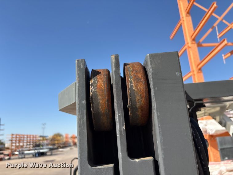 image for item EA7742 2015 Nissan PF80YLP forklift