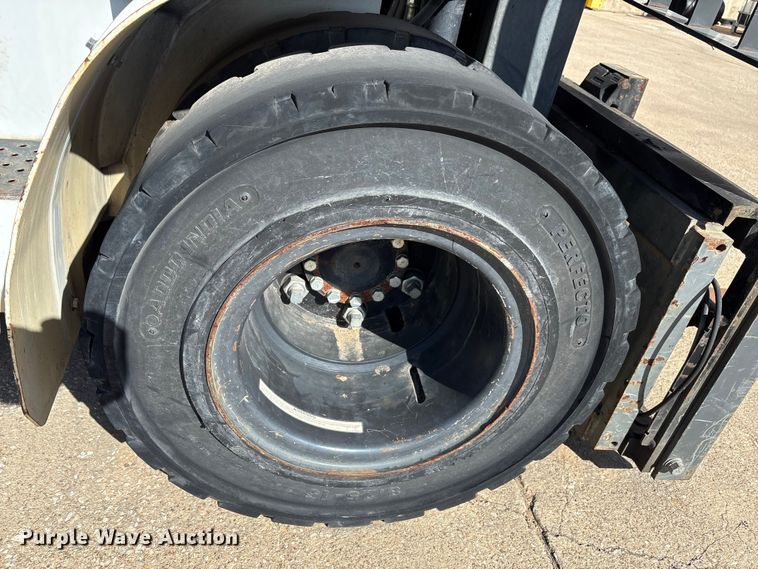 image for item EA7742 2015 Nissan PF80YLP forklift