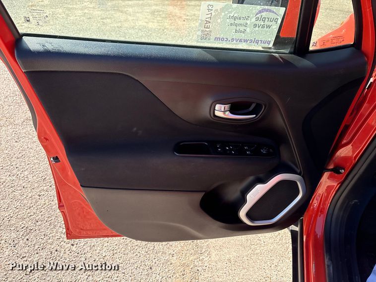 image for item EA7743 2018 Jeep Renegade SUV