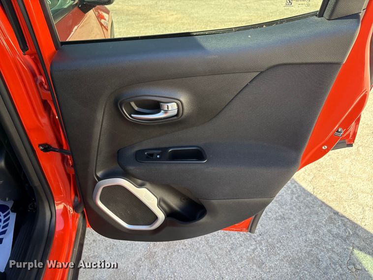 image for item EA7743 2018 Jeep Renegade SUV