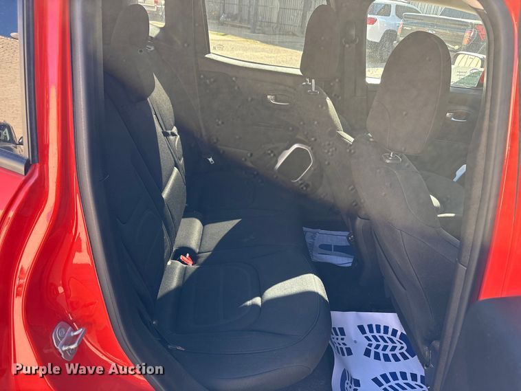 image for item EA7743 2018 Jeep Renegade SUV