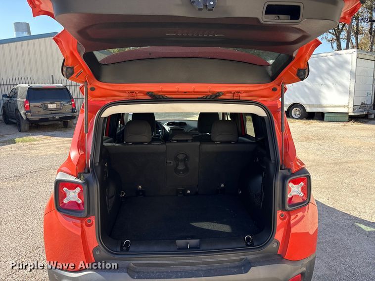 image for item EA7743 2018 Jeep Renegade SUV