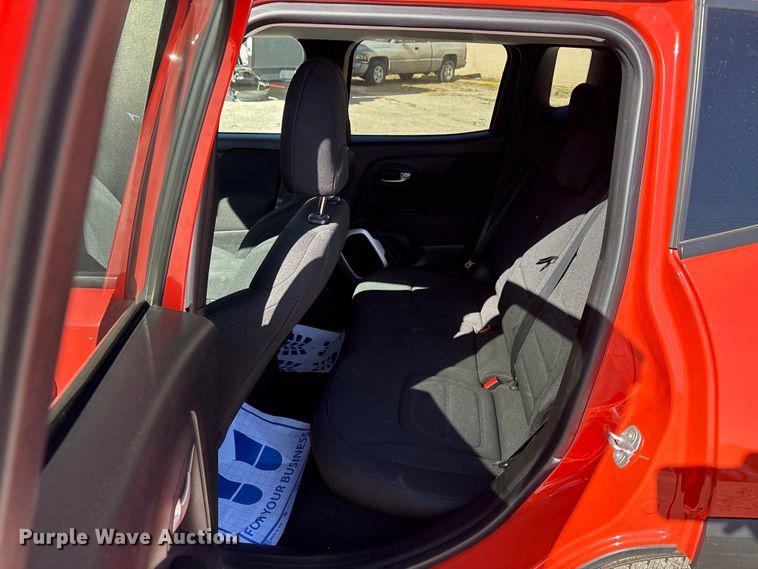 image for item EA7743 2018 Jeep Renegade SUV