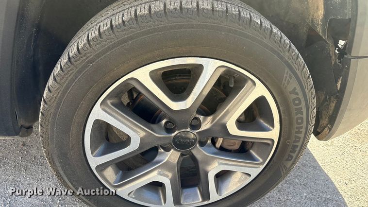 image for item EA7743 2018 Jeep Renegade SUV