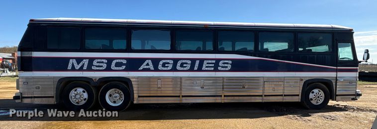 image for item EA7781 1993 MCI MC-12 coach bus