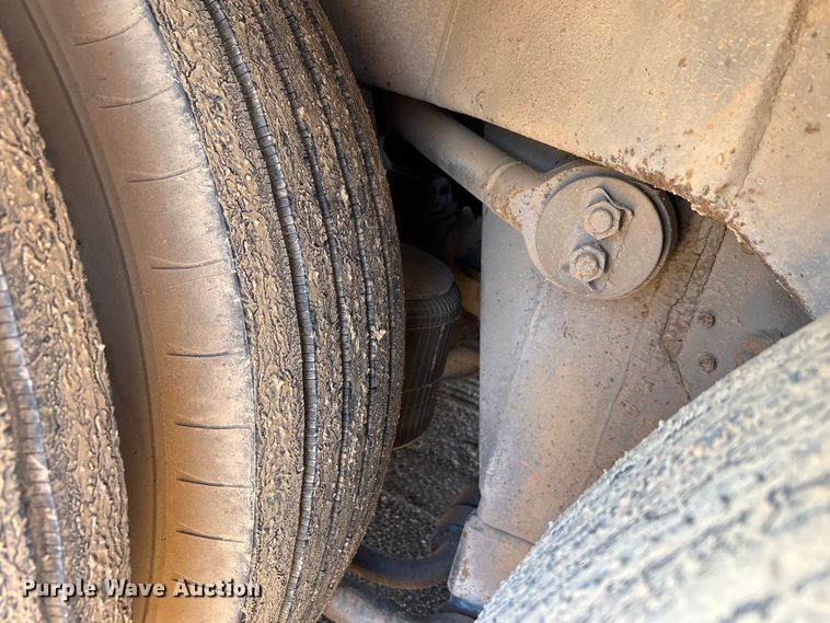 image for item EA7781 1993 MCI MC-12 coach bus