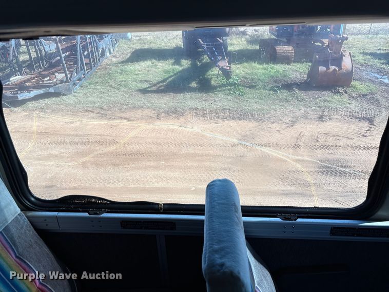 image for item EA7781 1993 MCI MC-12 coach bus