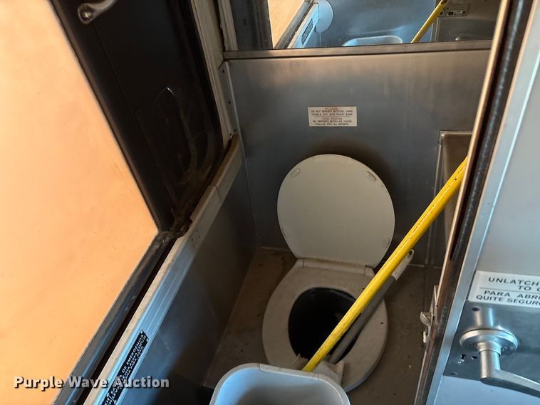 image for item EA7781 1993 MCI MC-12 coach bus