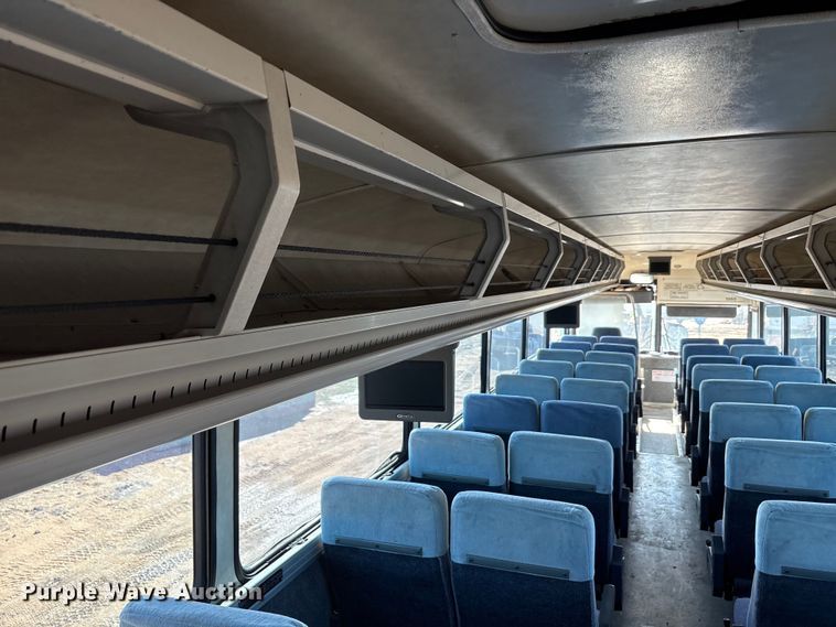 image for item EA7781 1993 MCI MC-12 coach bus