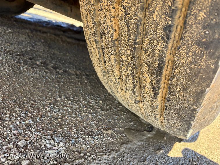 image for item EA7781 1993 MCI MC-12 coach bus