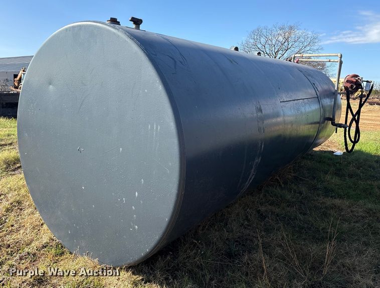 image for item EA7784 Diesel tank