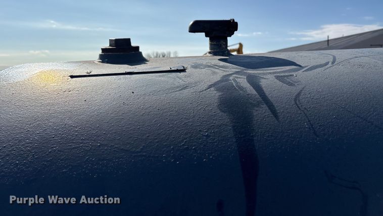 image for item EA7784 Diesel tank